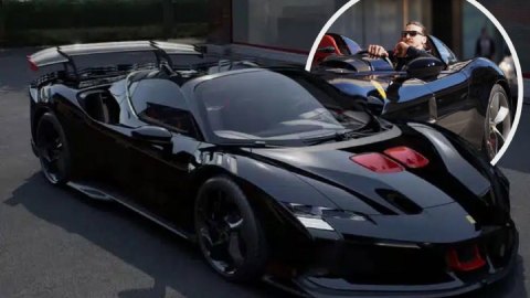 Zlatan Ibrahimovic: Mỗi sinh nhật một chiếc Ferrari, năm nay là F80